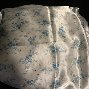 Laura Ashley Floral Satin full size Flat & Fitted sheet